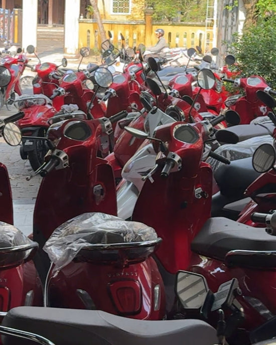 Electric red motorbikes to rent in Hoi An